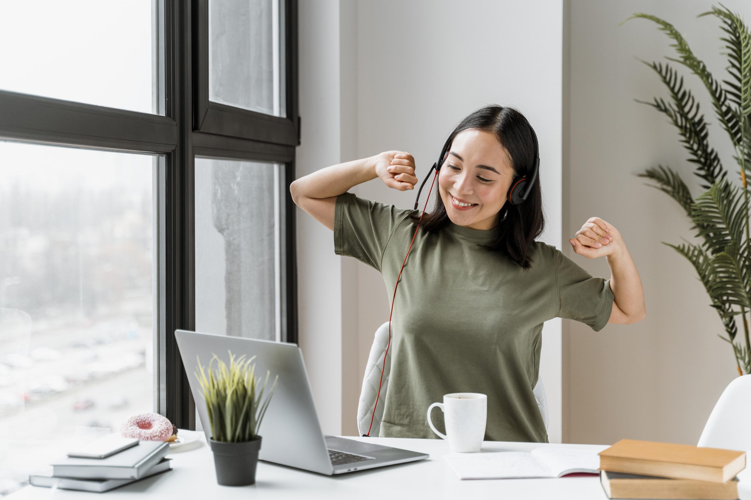 Nourishing Your Mood; Title: Nourishing Your Mood, Tips Suasana Hati Sehat agar Produktif